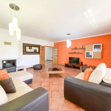 Spacious In Ideal For Families #1938 * Portimão