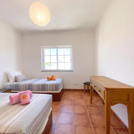 Spacious In Ideal For Families #1938 Portimão