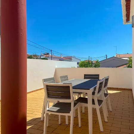 Spacious In Ideal For Families #1938