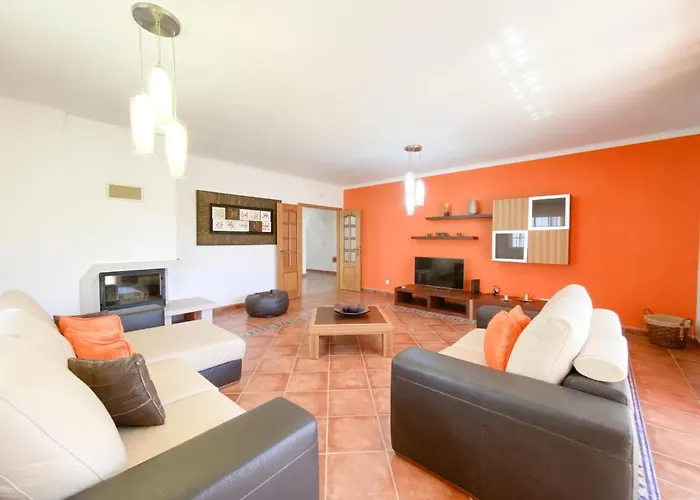 Spacious In Ideal For Families #1938 * Portimão