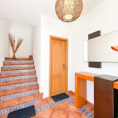 Spacious In Ideal For Families #1938 Portimão