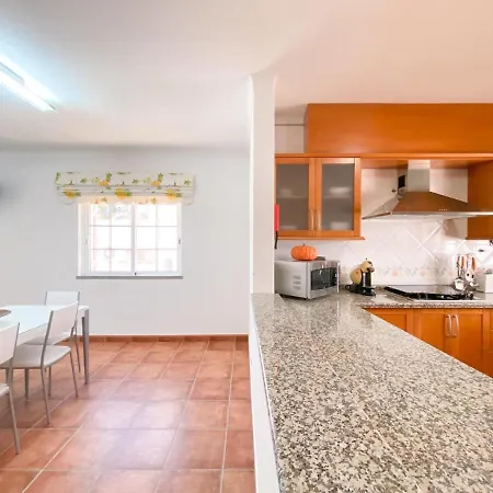 Spacious In Ideal For Families #1938 Portimão